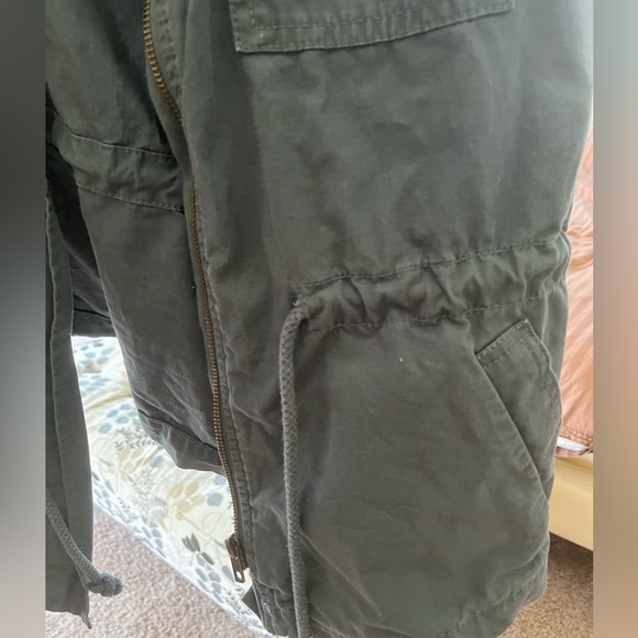 Loft Spring Jacket Size L with Drawstring - Picture 2 of 6